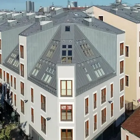 Cosy Old Town Flat In A Modern Secured Apt. Block