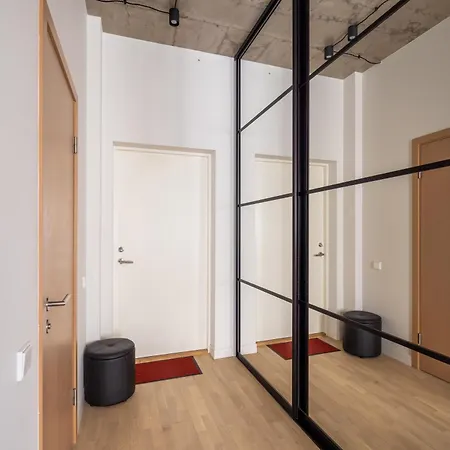 Cosy Old Town Flat In A Modern Secured Apt. Block *