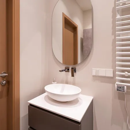 Cosy Old Town Flat In A Modern Secured Apt. Block Ρίγα