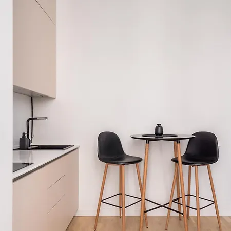 Cosy Old Town Flat In A Modern Secured Apt. Block Apartamento *