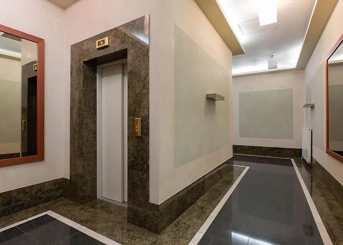 Cosy Old Town Flat In A Modern Secured Apt. Block Riga