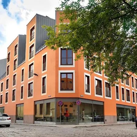 Cosy Old Town Flat In A Modern Secured Apt. Block Apartmán